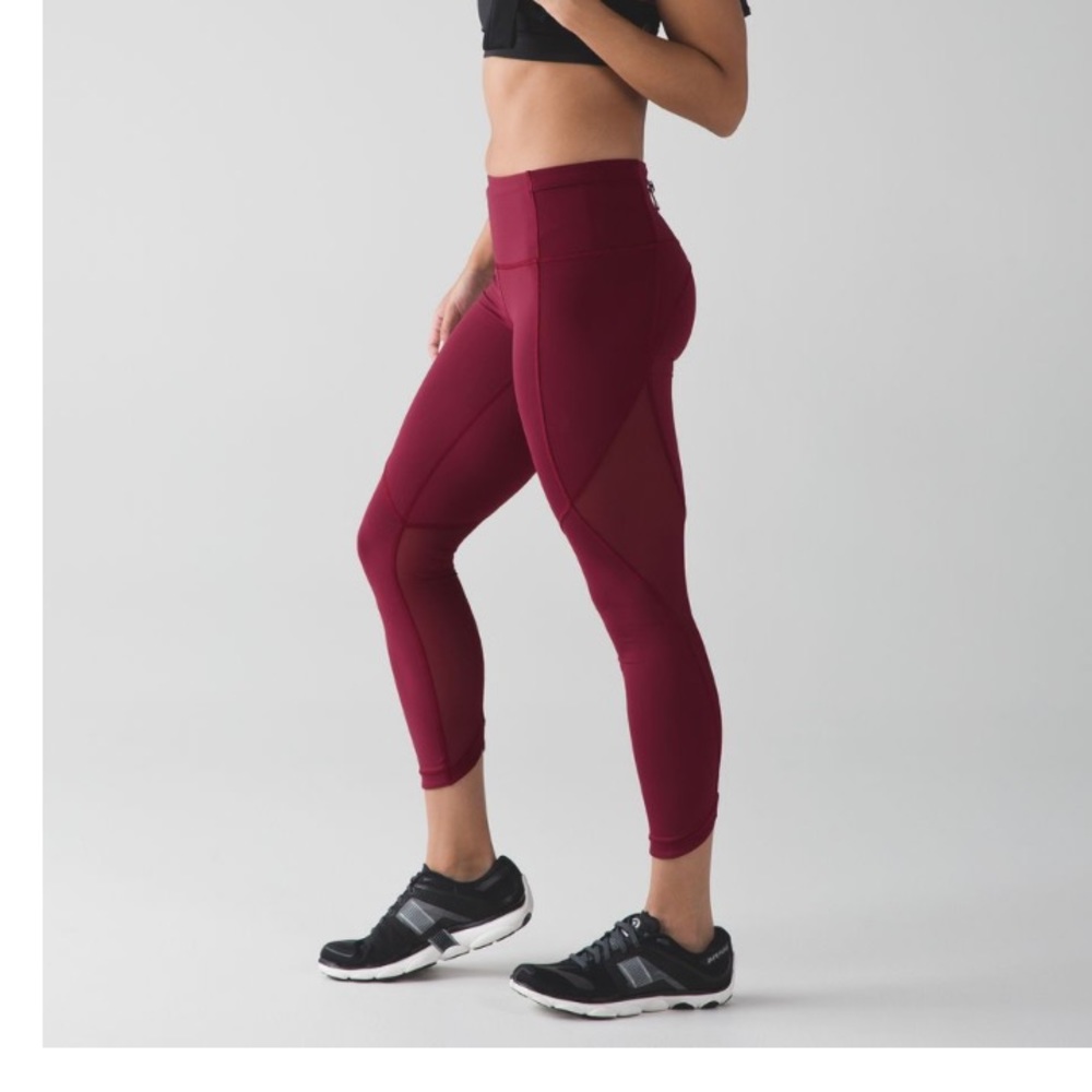 Lululemon Run with the sun tight - Picture 15 of 16